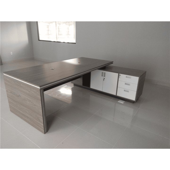 Bàn lãnh đạo BLD10